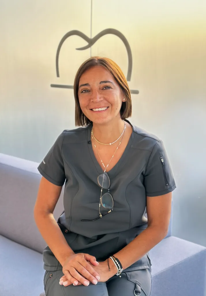 Mercedes Salas 714x1024 1 | 44010585q